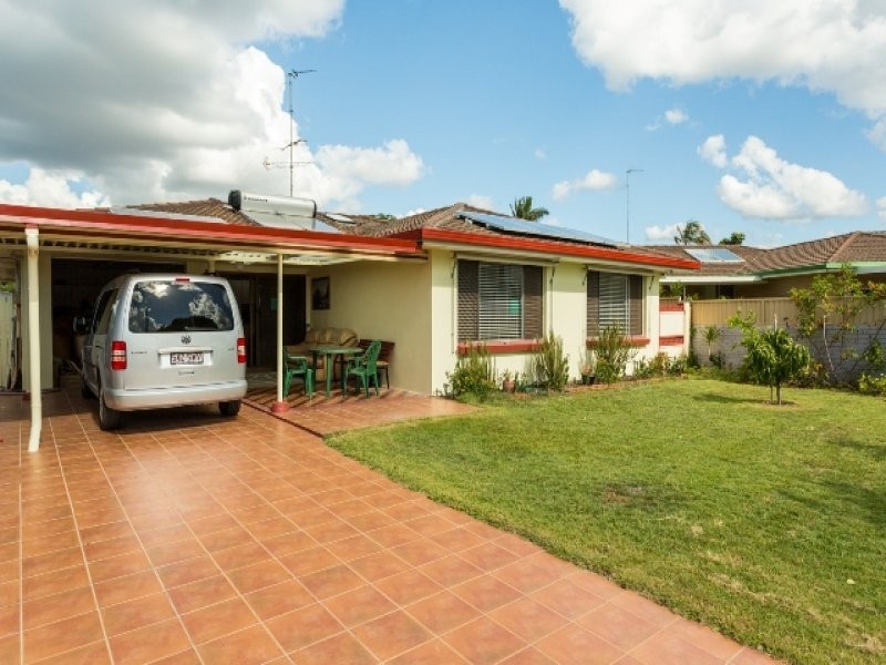 14 Caprice Ct, Mermaid Waters QLD 4218