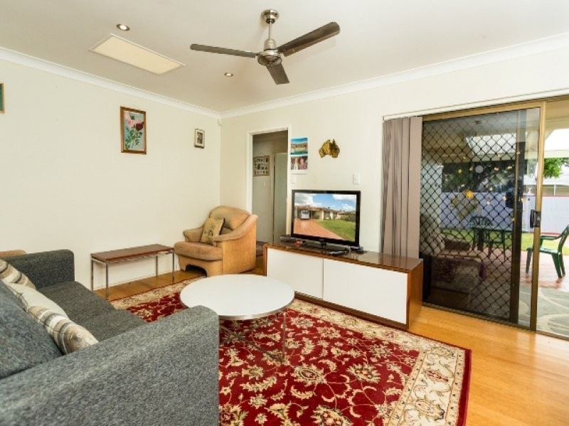 14 Caprice Ct, Mermaid Waters QLD 4218