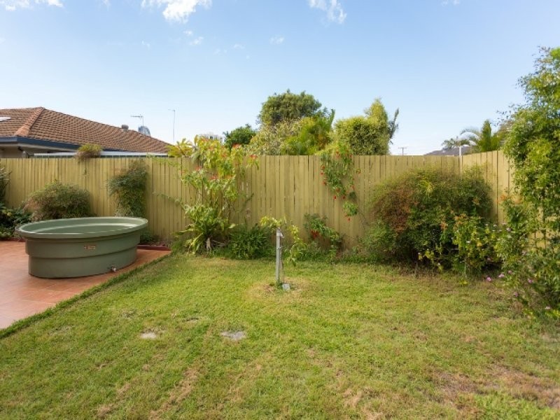 14 Caprice Ct, Mermaid Waters QLD 4218