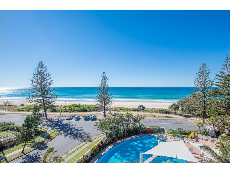 25 ‘Oceana on Broadbeach’ 100 Old Burleigh Road, Broadbeach QLD 4218