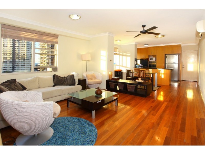 22/15 Pacific Street, Main Beach QLD 4217