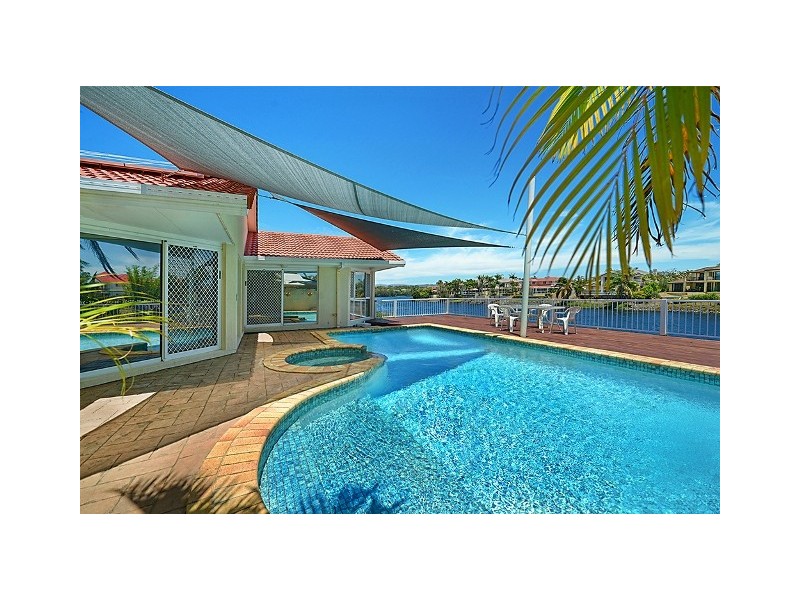 4 Warriewood Place, Robina QLD 4226