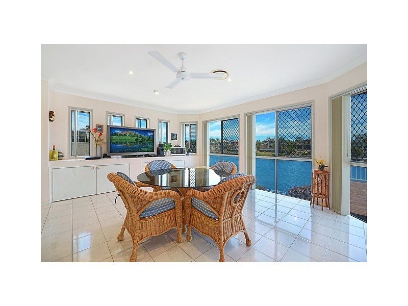 4 Warriewood Place, Robina QLD 4226