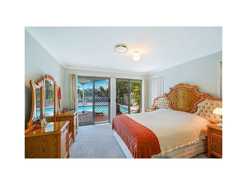 4 Warriewood Place, Robina QLD 4226