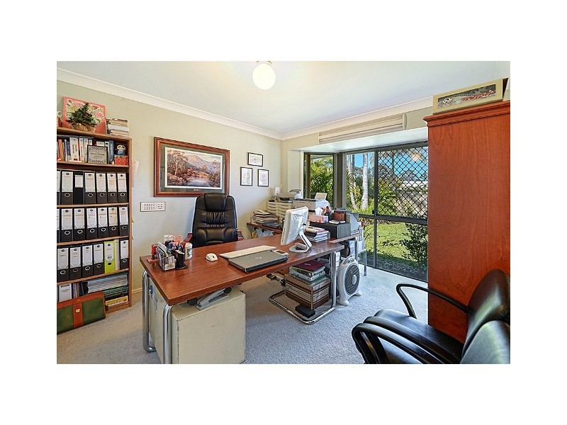 4 Warriewood Place, Robina QLD 4226