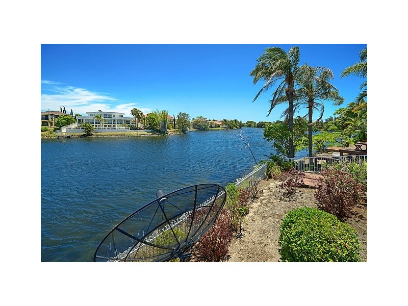 4 Warriewood Place, Robina QLD 4226