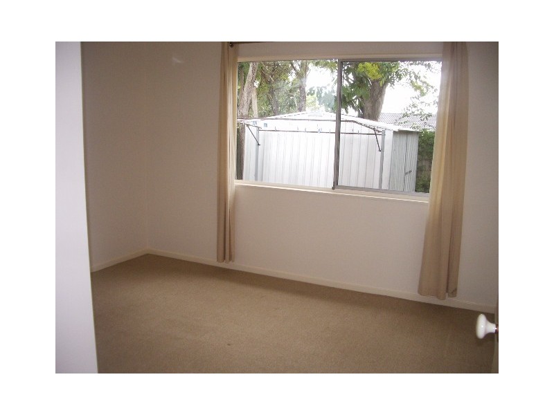 130 Bamboo Ave, Benowa QLD 4217