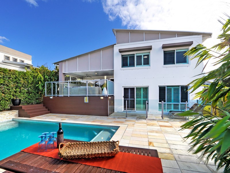 5001 Riverwood Grove, Benowa QLD 4217