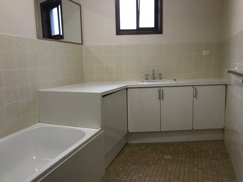 4/23 Britannia Avenue, Broadbeach QLD 4218