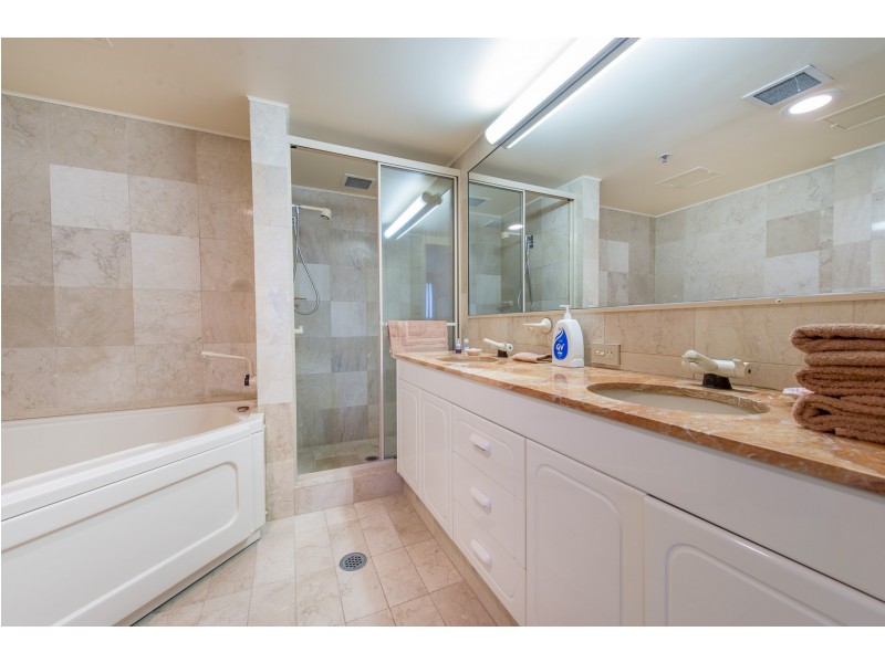 3A ‘Surfers Manhattan’ 62 Old Burleigh Road, Surfers Paradise QLD 4217