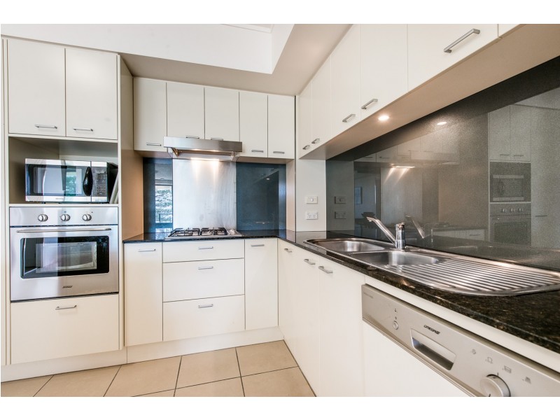 503 ‘Broadbeach on the Park’ 2685 Gold Coast Hwy, Broadbeach QLD 4218