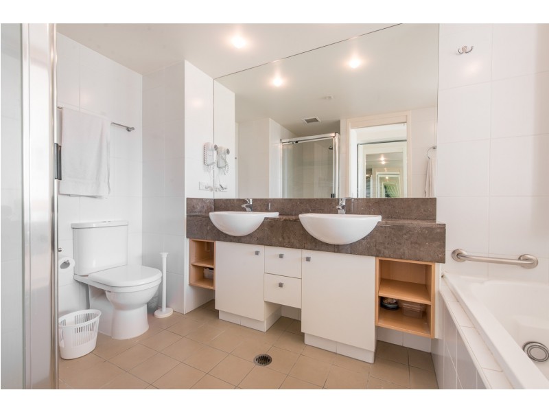 503 ‘Broadbeach on the Park’ 2685 Gold Coast Hwy, Broadbeach QLD 4218