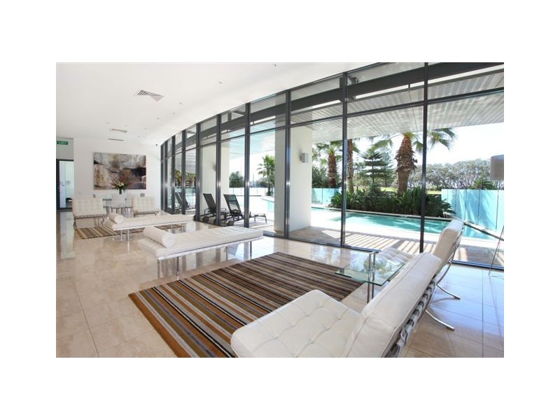 34/173 Old Burleigh Road, Broadbeach QLD 4218