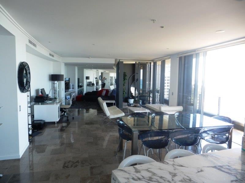 34/173 Old Burleigh Road, Broadbeach QLD 4218