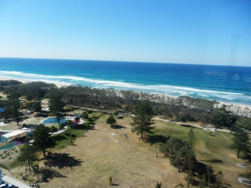 34/173 Old Burleigh Road, Broadbeach QLD 4218
