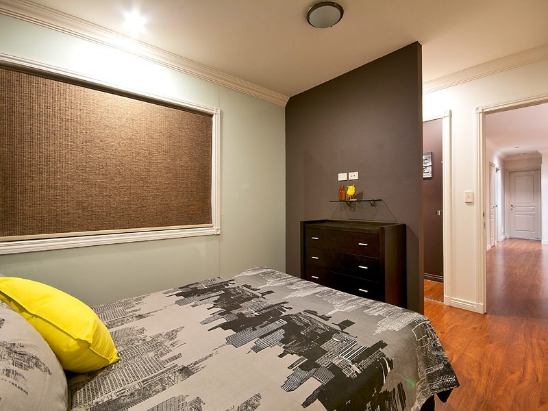 12 Ulrike Way, Benowa Waters QLD 4217