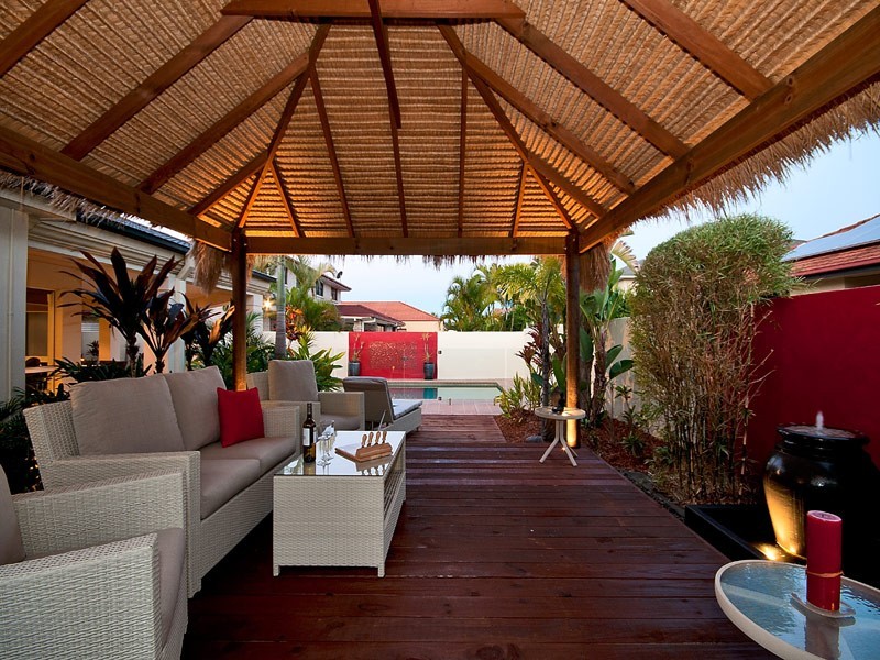 12 Ulrike Way, Benowa Waters QLD 4217