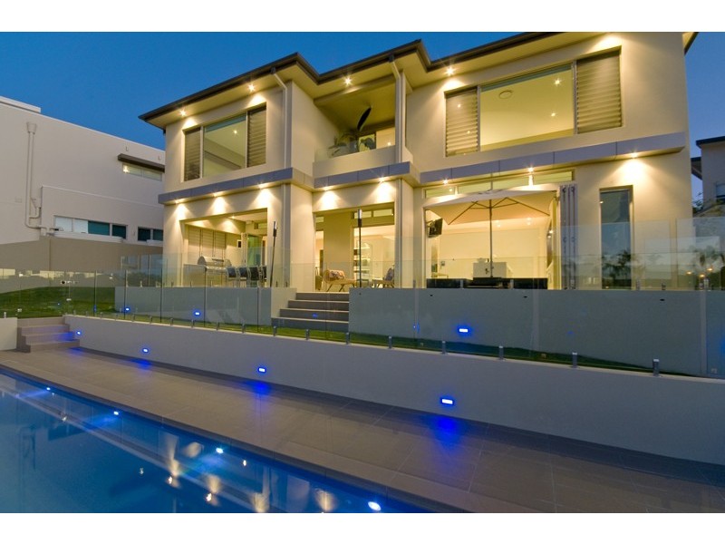 70 Blair Athol Crescent, Sorrento QLD 4217