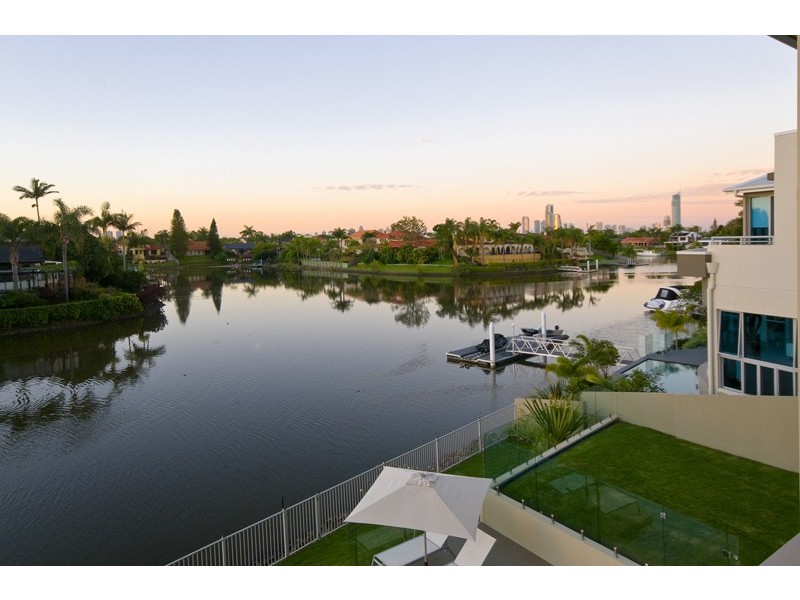 70 Blair Athol Crescent, Sorrento QLD 4217