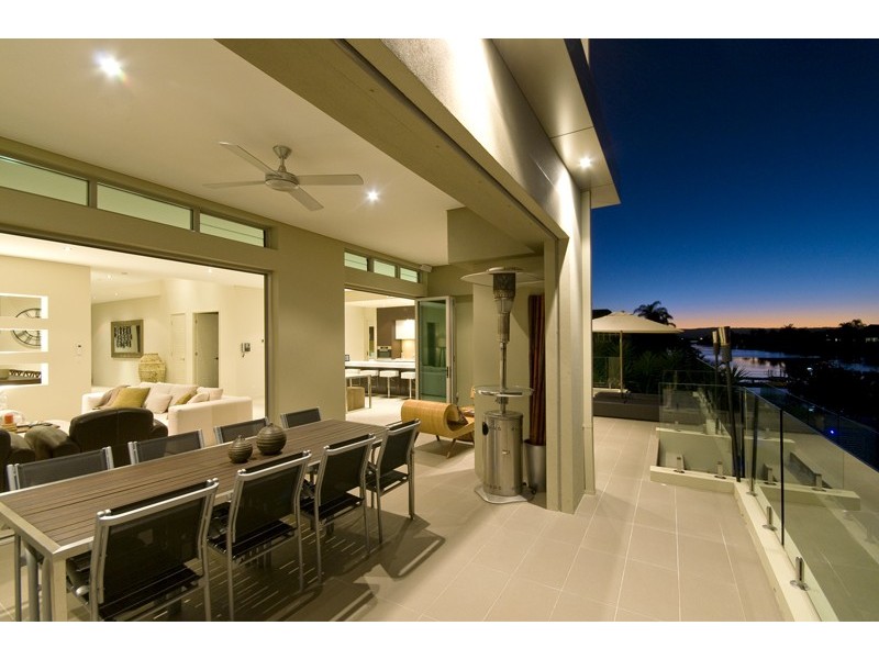 70 Blair Athol Crescent, Sorrento QLD 4217