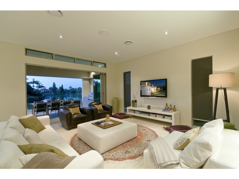 70 Blair Athol Crescent, Sorrento QLD 4217