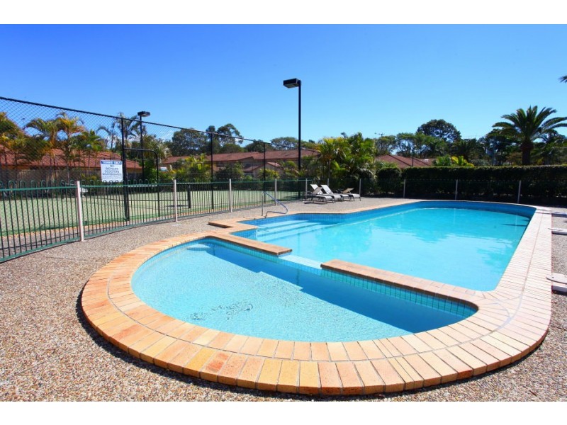 39/88 Cotlew Street East, Southport QLD 4215