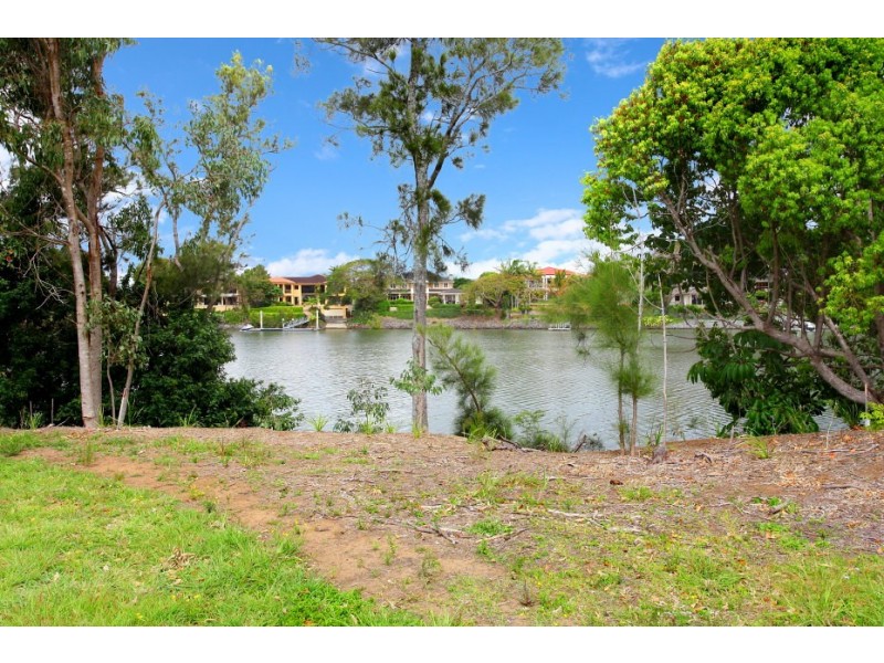 2/4009 Quayside, Benowa QLD 4217