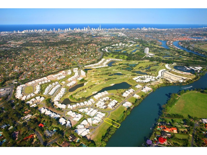 2/4009 Quayside, Benowa QLD 4217