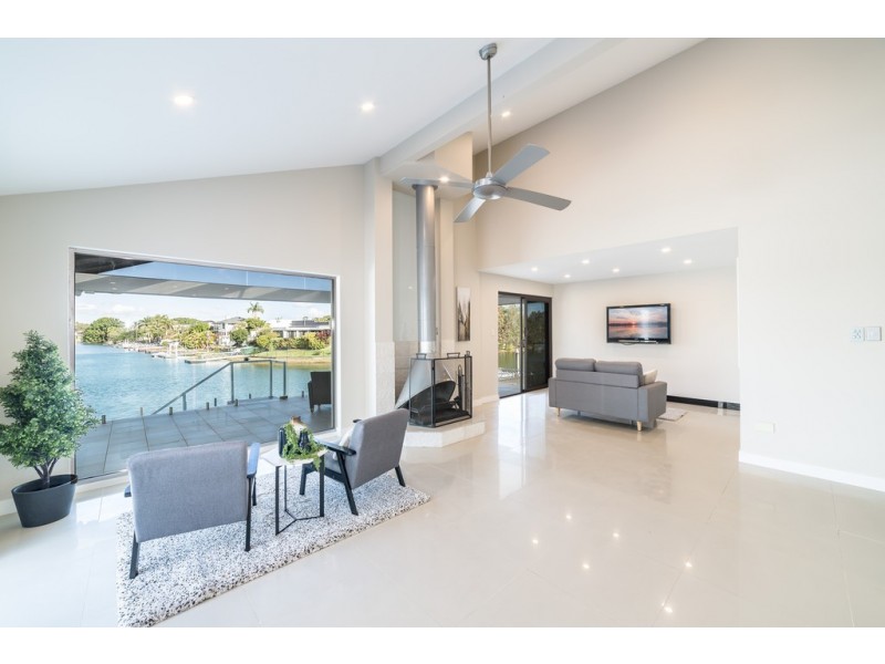 68 Fitzwilliam Street, Carrara QLD 4211
