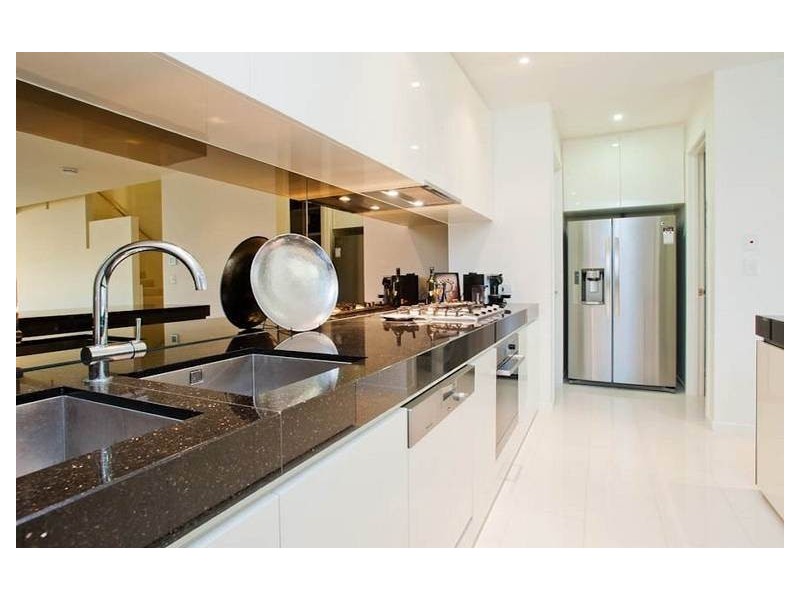 2611 The Address, Sanctuary Cove QLD 4212