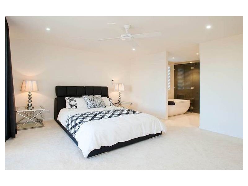 2611 The Address, Sanctuary Cove QLD 4212