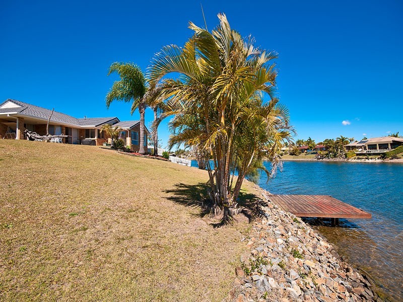 24 Placid Court, Varsity Lakes QLD 4227