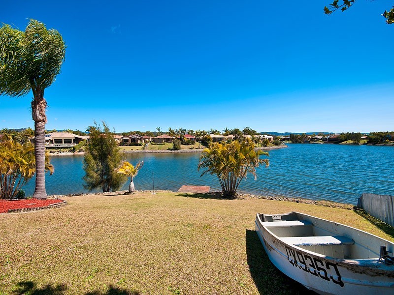 24 Placid Court, Varsity Lakes QLD 4227