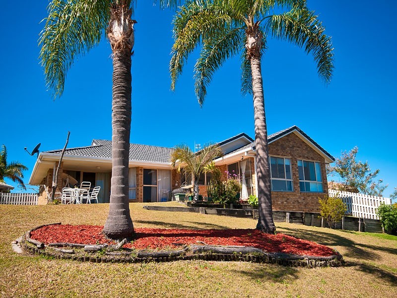 24 Placid Court, Varsity Lakes QLD 4227