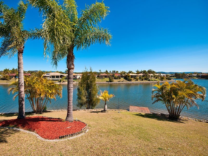 24 Placid Court, Varsity Lakes QLD 4227