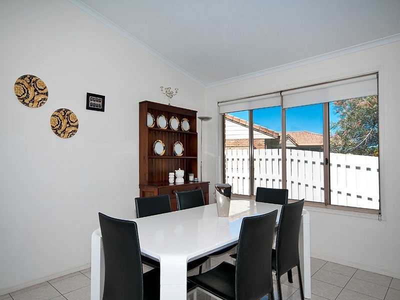 24 Placid Court, Varsity Lakes QLD 4227