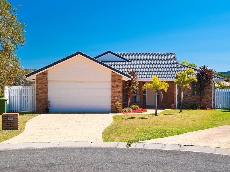 24 Placid Court, Varsity Lakes QLD 4227