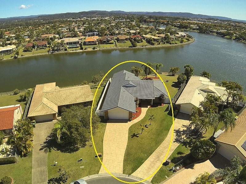 24 Placid Court, Varsity Lakes QLD 4227