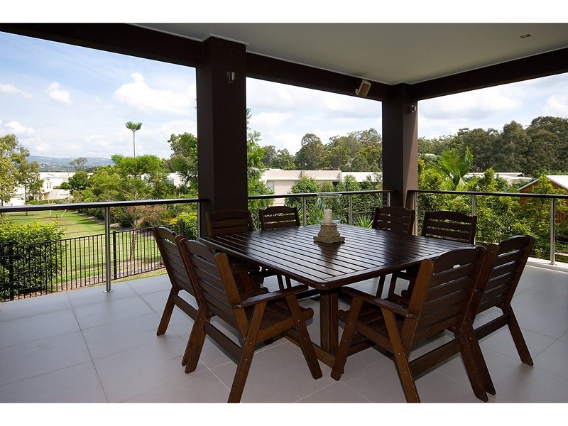 7012 Vista Drive, Royal Pines, Benowa QLD 4217