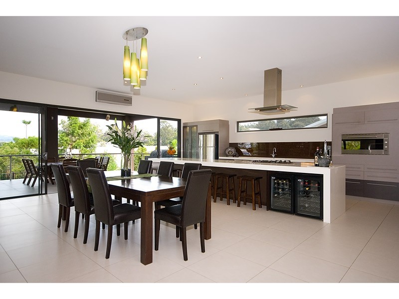 7012 Vista Drive, Royal Pines, Benowa QLD 4217