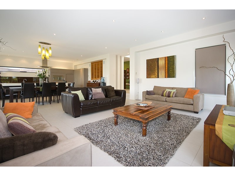 7012 Vista Drive, Royal Pines, Benowa QLD 4217