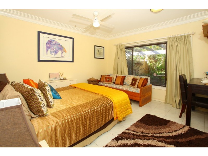 38 Australia Avenue, Broadbeach QLD 4218