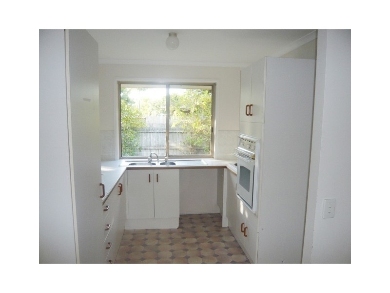 12 Southlake Drive, Varsity Lakes QLD 4227