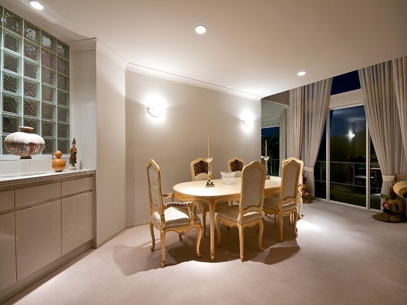 9 Montego Court, Mermaid Waters QLD 4218