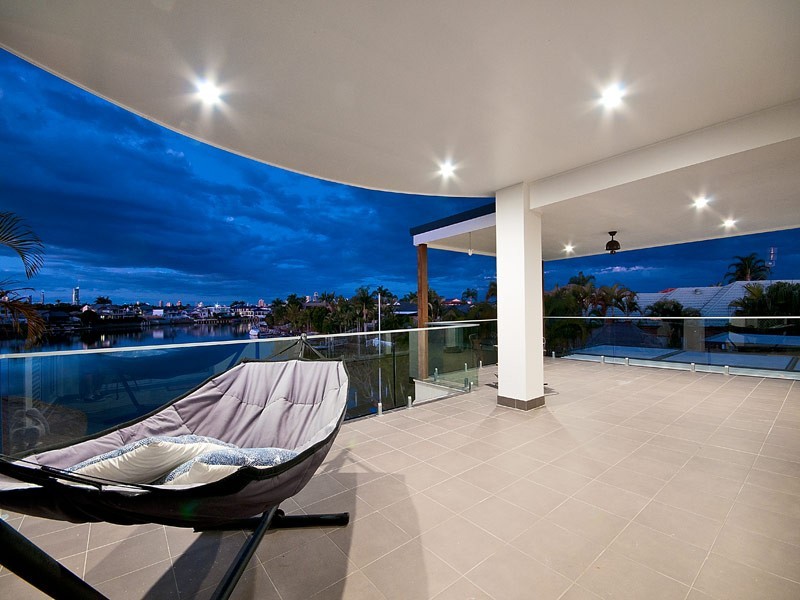 25 Montevideo Drive, Clear Island Waters QLD 4226