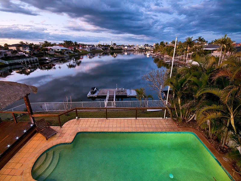 25 Montevideo Drive, Clear Island Waters QLD 4226