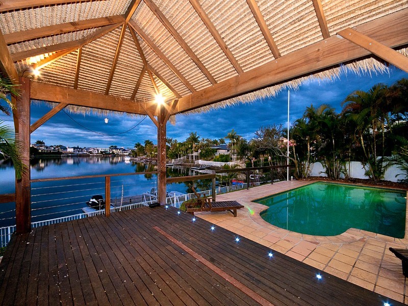 25 Montevideo Drive, Clear Island Waters QLD 4226