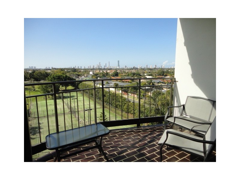 51/13 Fairway Drive, Clear Island Waters QLD 4226
