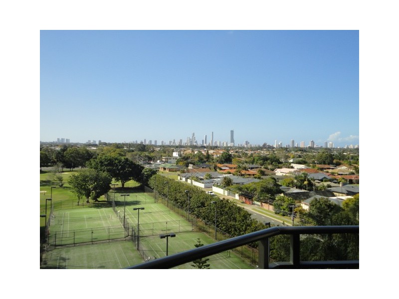51/13 Fairway Drive, Clear Island Waters QLD 4226