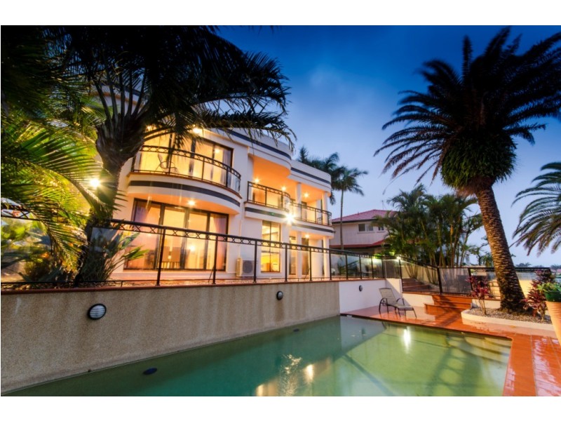 15 Tortuga Place, Clear Island Waters QLD 4226